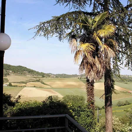 In Guest - La Culla Tra I Vigneti - Stanza Grazzano Badoglio